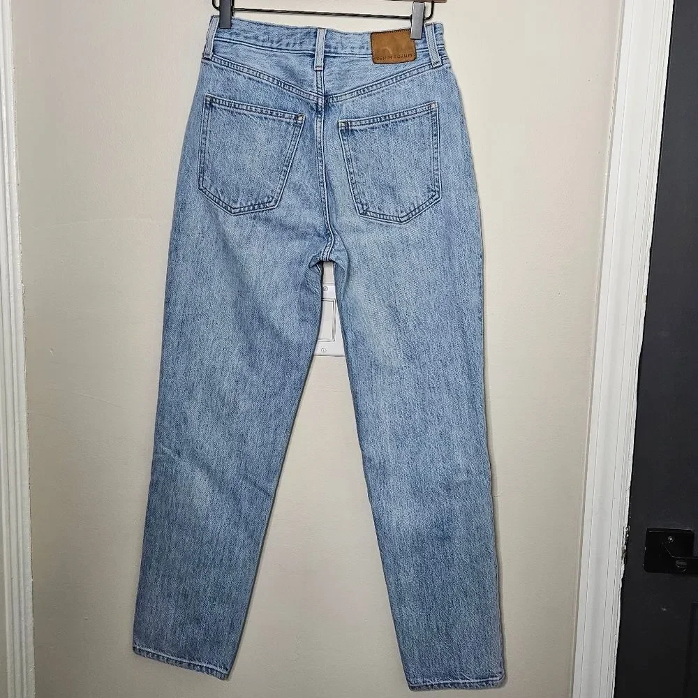 Aritzia Denim Forum The BF High Rise Loose Fit Denim Jean W26 L28 - Picture 9 of 12